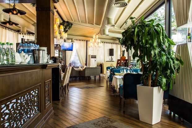 Basilic mediterranean restaurant & lounge
